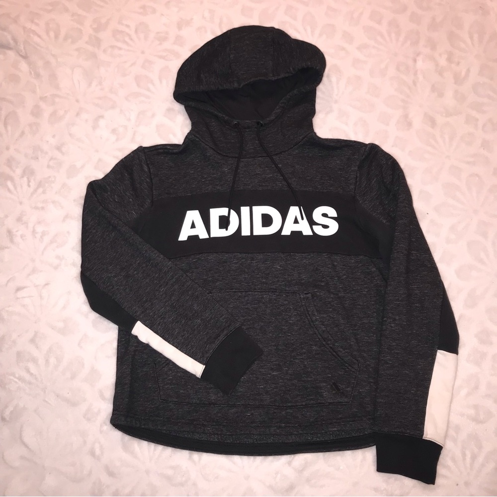 Women’s Adidas Hoodie 🖤🤍